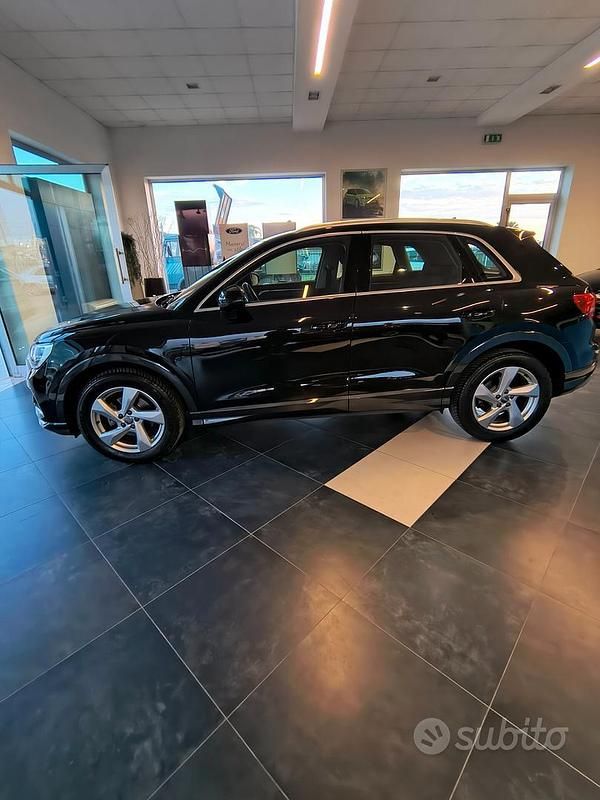 Usata Audi Q3 Advanced 150 CV (110 kW) 2019 Nero SUV