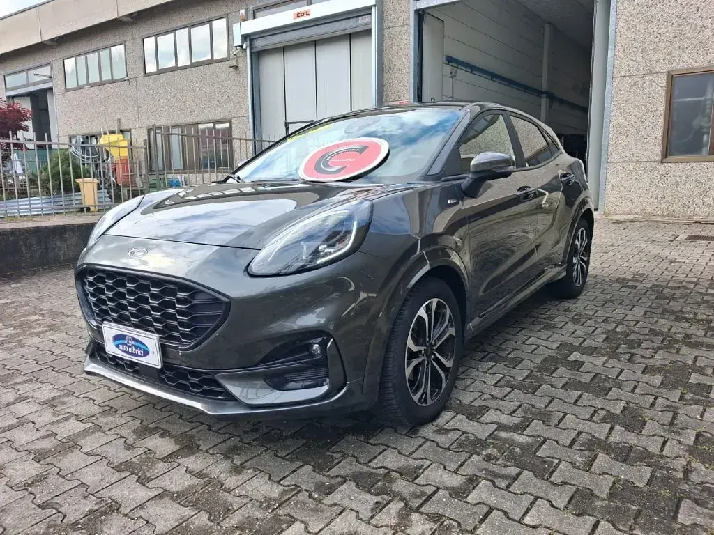 Usata Ford Puma ST-Line 125 CV (91 kW) 2024 Metallizzato  grigio SUV