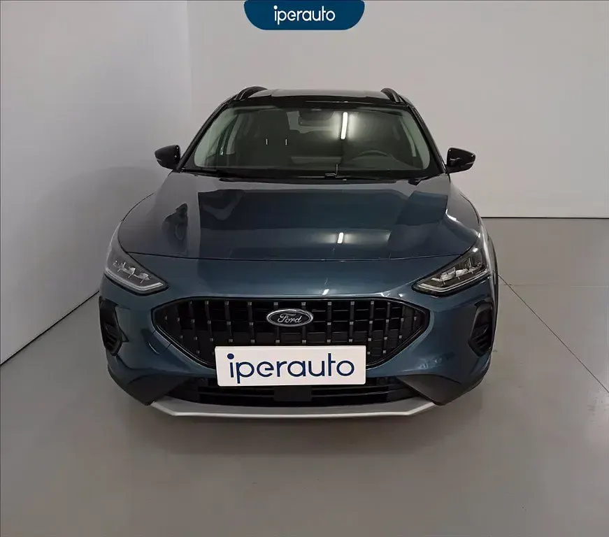 Begagnad Ford Focus Active 125 HK (91 kW) 2023 Blå SUV