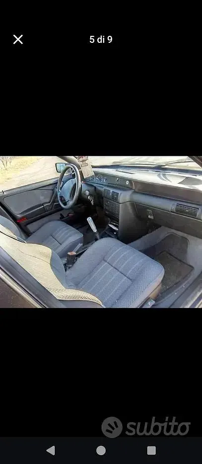 Usata Lancia Delta 75 CV (55 kW) 1994 Bluazzurro Utilitaria