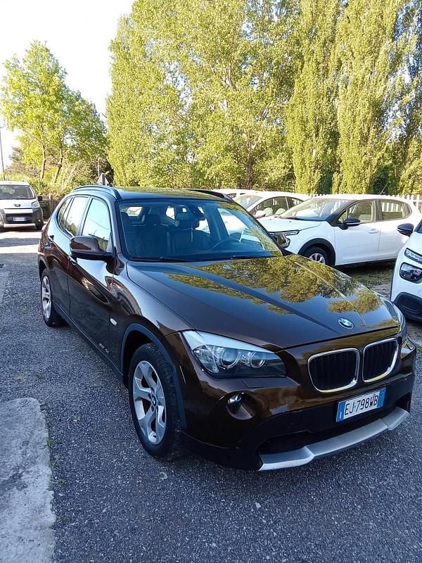 Usata BMW X1 177 CV (130 kW) 2011 Marrone SUV