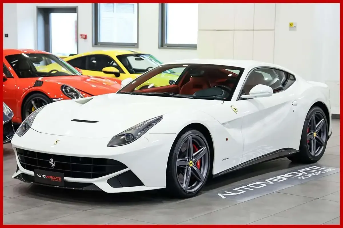 Usata Ferrari F12 740 CV (544 kW) 2016 Coupé