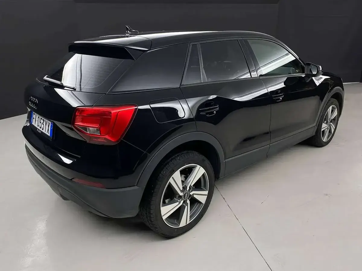 Usata Audi Q2 Business 150 CV (110 kW) 2019 Nero mito SUV