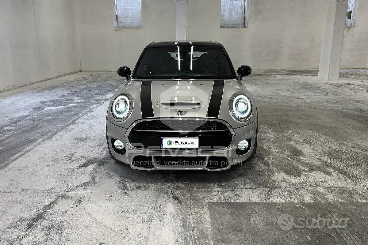 Usata Mini Cooper S 192 CV (141 kW) 2018 Grigio Utilitaria