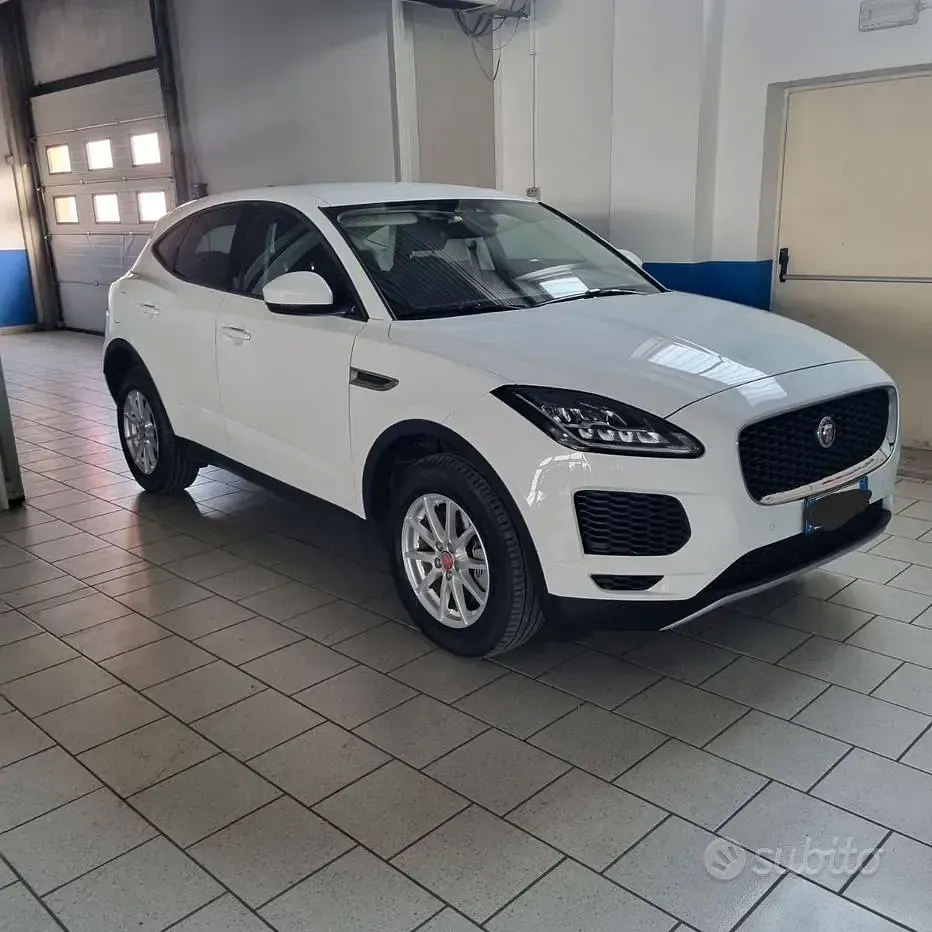 Usata Jaguar E-Pace 150 CV (110 kW) 2020 Bianco SUV