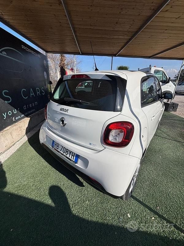 Usata Smart ForFour Prime 2016 Bianco Utilitaria