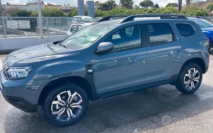Usata Dacia Duster 101 CV (74 kW) 2023 Grigio SUV