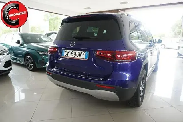 Usata Mercedes GLB180 Business 116 CV (85 kW) 2023 Blu SUV