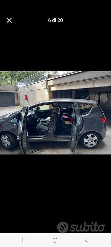 Usata Opel Meriva 120 CV (88 kW) 2015 Monovolume