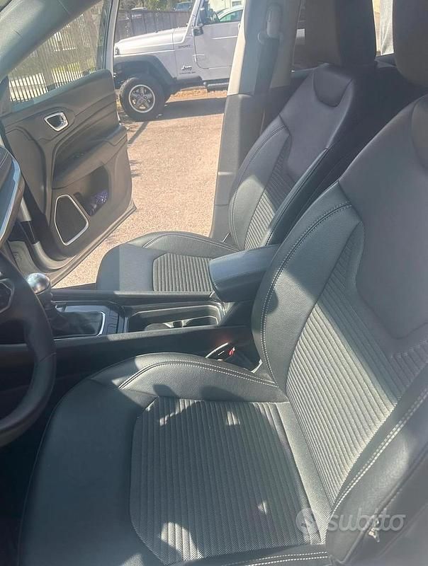 Usata Jeep Compass 131 CV (96 kW) 2023 Bianco SUV