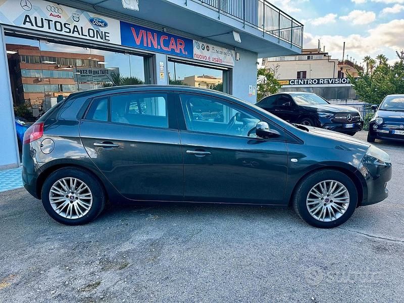 Usata Fiat Bravo 120 CV (88 kW) 2012 Utilitaria