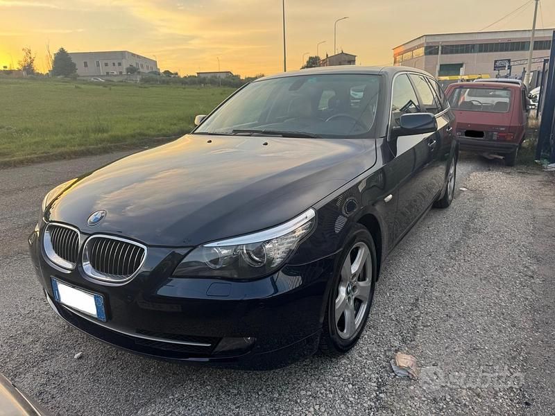 Blu Usata 2009 BMW 525 Station wagon | 14.900 € - Immagine 1/4