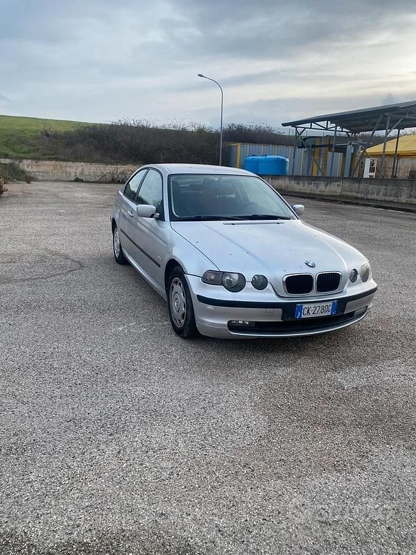 Usata BMW 316 116 CV (85 kW) 2003 Grigio Berlina