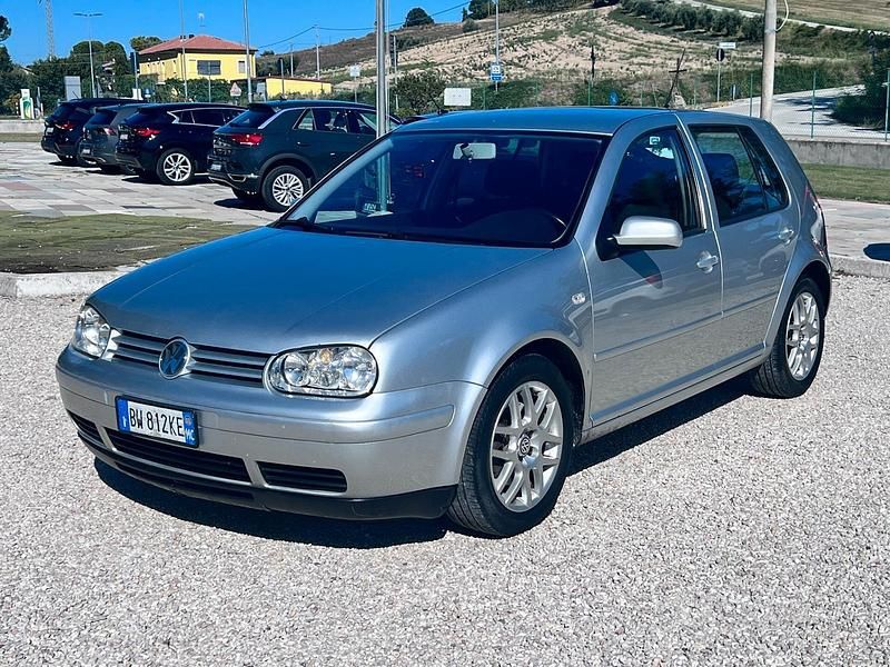 Usata 2002 VW Golf IV Highline 130 CV Tre volumi – 62010 Pollenza