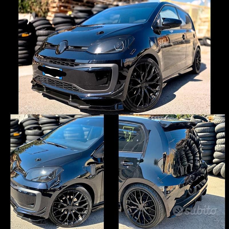 Nero Usata 2021 VW up! Move Due volumi | 15.000 € (Molto cara) - Immagine 1/4