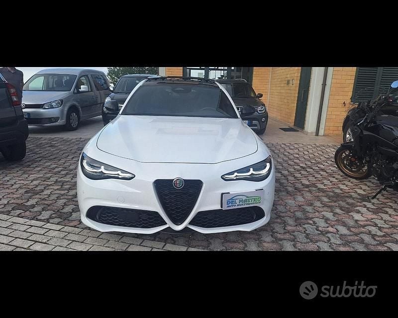 Usata Alfa Romeo Giulia Veloce 160 CV (117 kW) 2024 Bianco(met.) Berlina