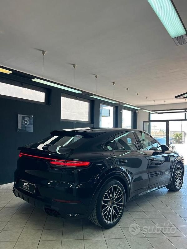 Usata Porsche Cayenne Platinum Edition 340 CV (250 kW) 2022 Blu SUV