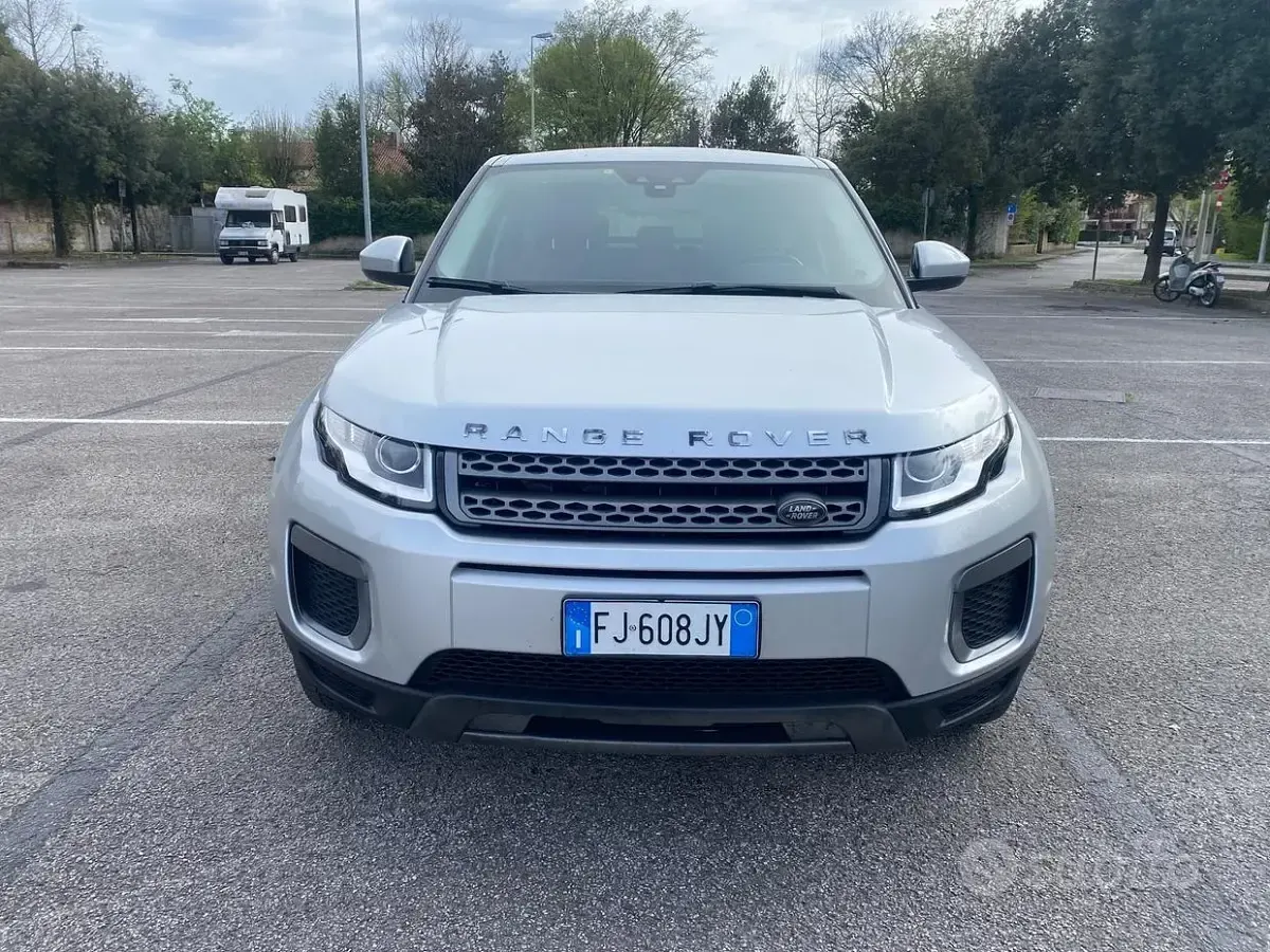 Usata Land Rover Range Rover evoque HSE 150 CV (110 kW) 2017 Grigio Station wagon