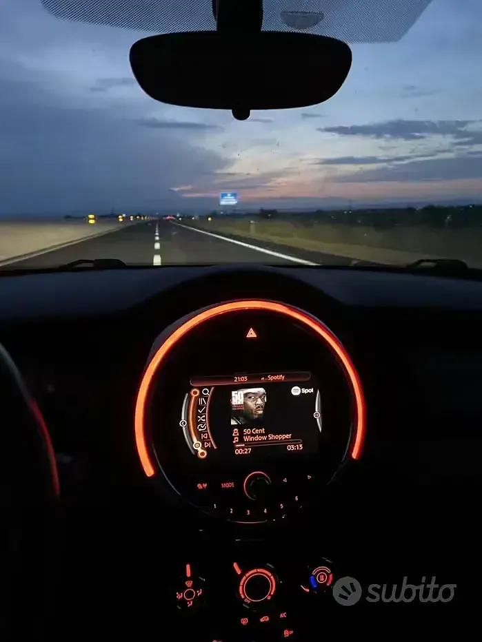 Usata Mini Cooper D 116 CV (85 kW) 2018 Grigio Utilitaria