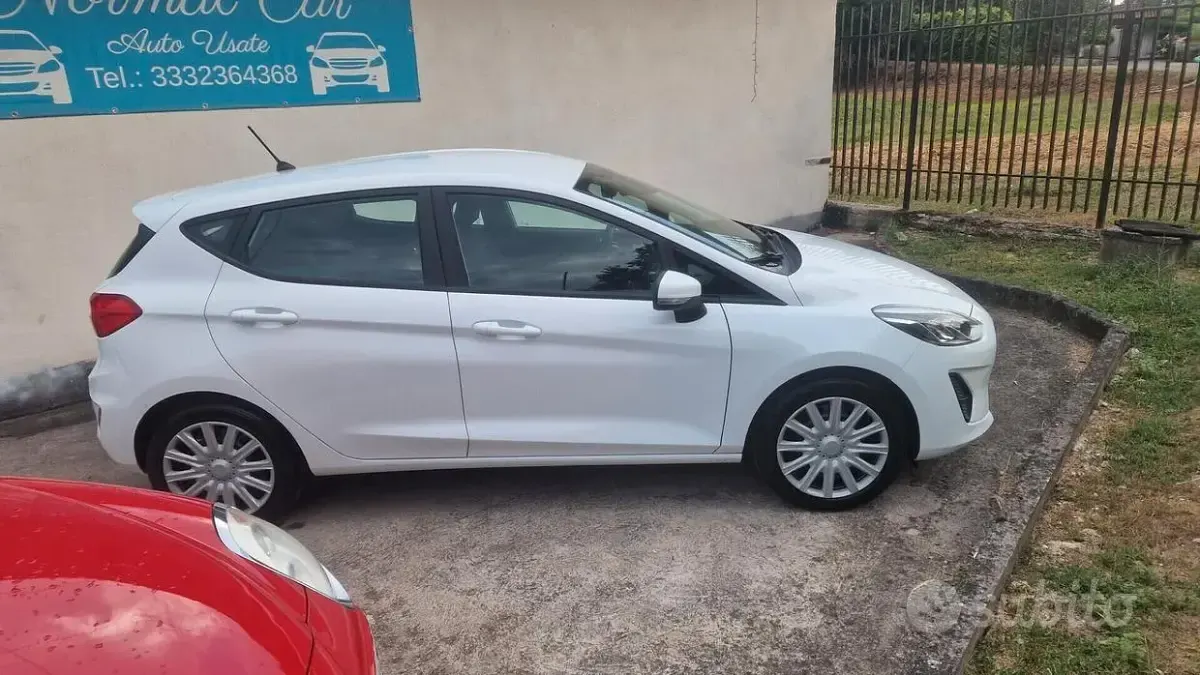 Usata Ford Fiesta Titanium 85 CV (62 kW) 2019 Bianco Utilitaria