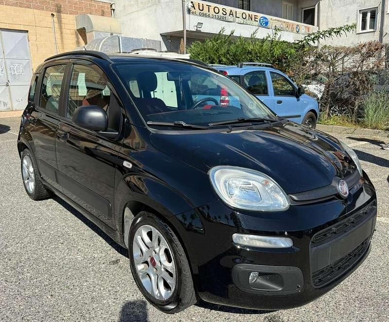 Usata Fiat Panda Easy 75 CV (55 kW) 2014 Nero Utilitaria