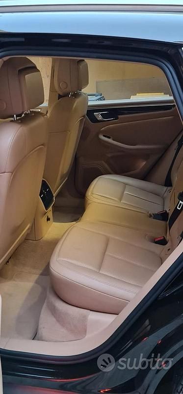 Usata Porsche Macan S 250 CV (183 kW) 2014 Nero SUV