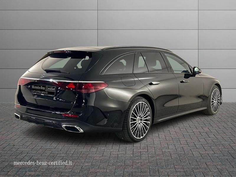 Usata Mercedes 300 Advanced Plus 197 CV (144 kW) 2024 Nero Station wagon