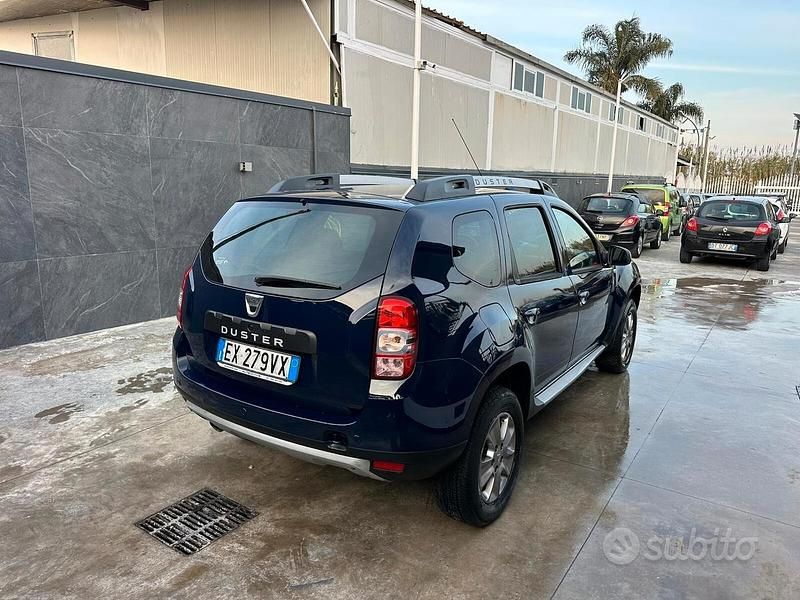 Usata Dacia Duster Lauréate 110 CV (80 kW) 2014 Blu Station wagon
