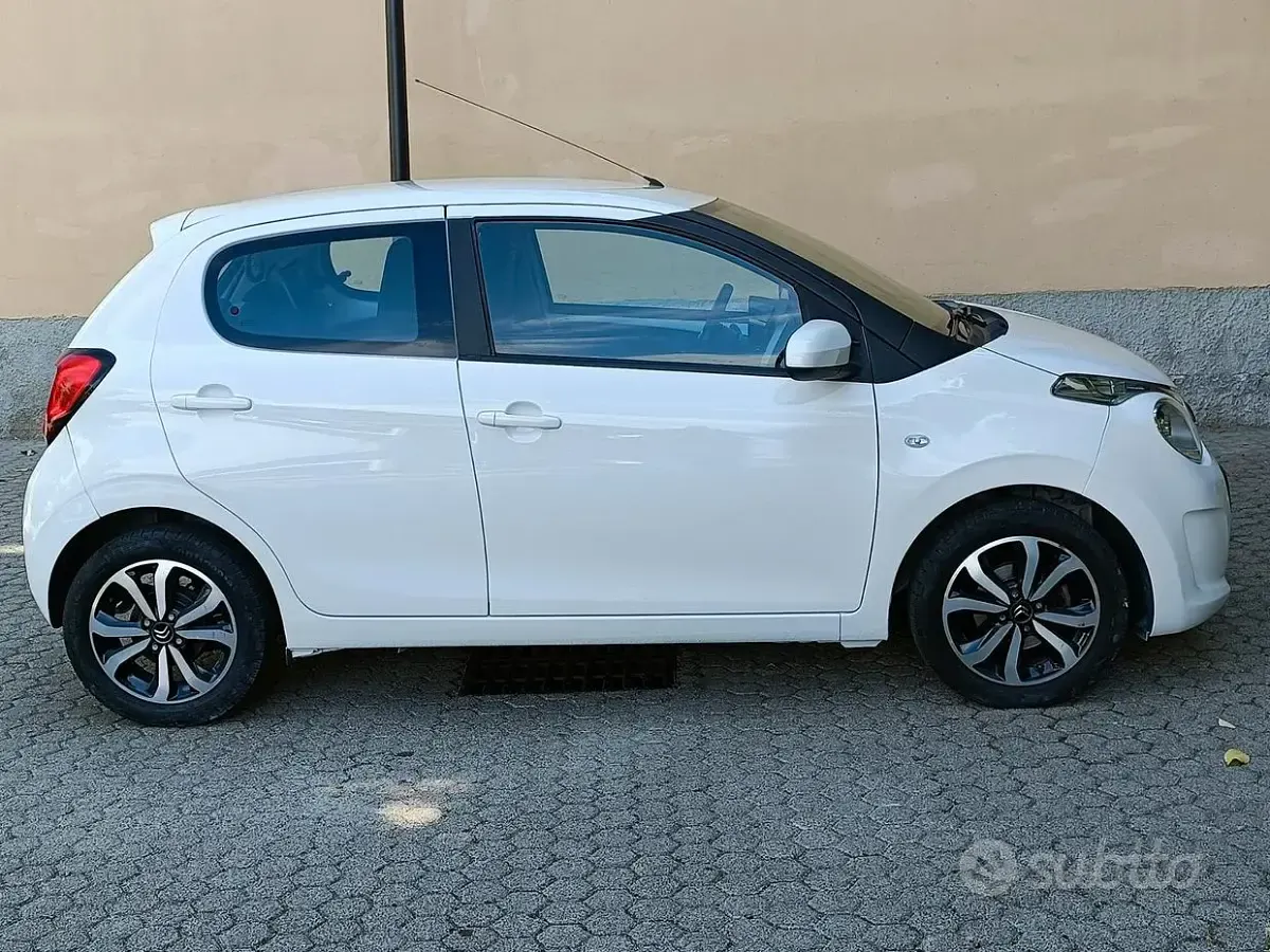 Usata Citroën C1 Shine 72 CV (52 kW) 2019 Bianco Utilitaria