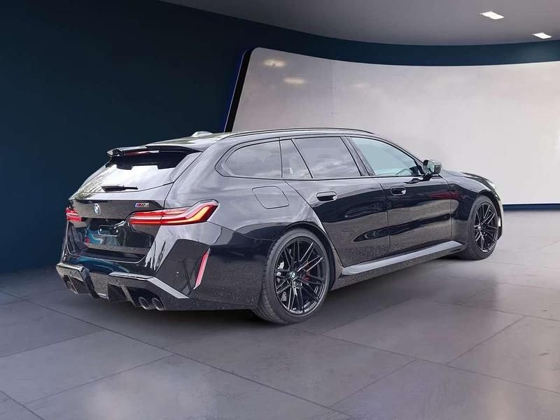 Usata BMW M5 727 CV (534 kW) 2025 Nero m colore frozen black Station wagon