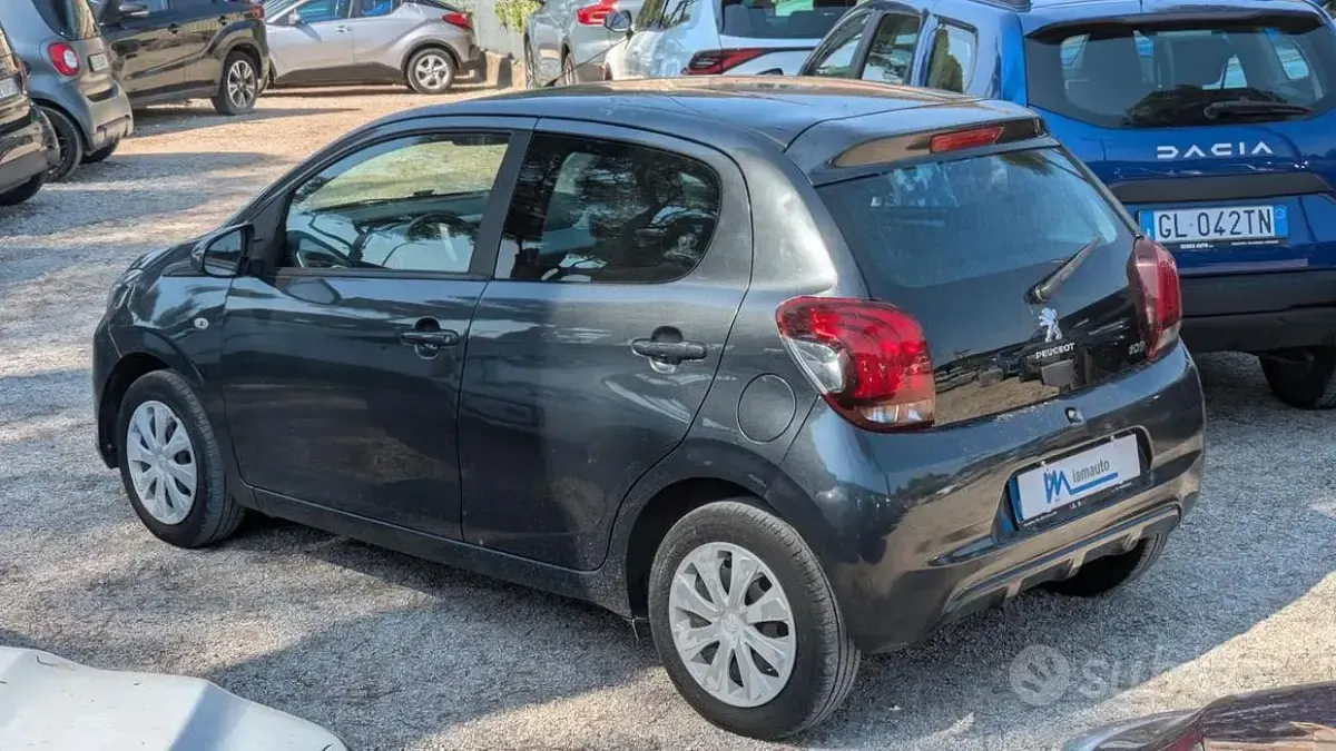 Usata Peugeot 108 Active 68 CV (50 kW) 2016 Grigio Berlina
