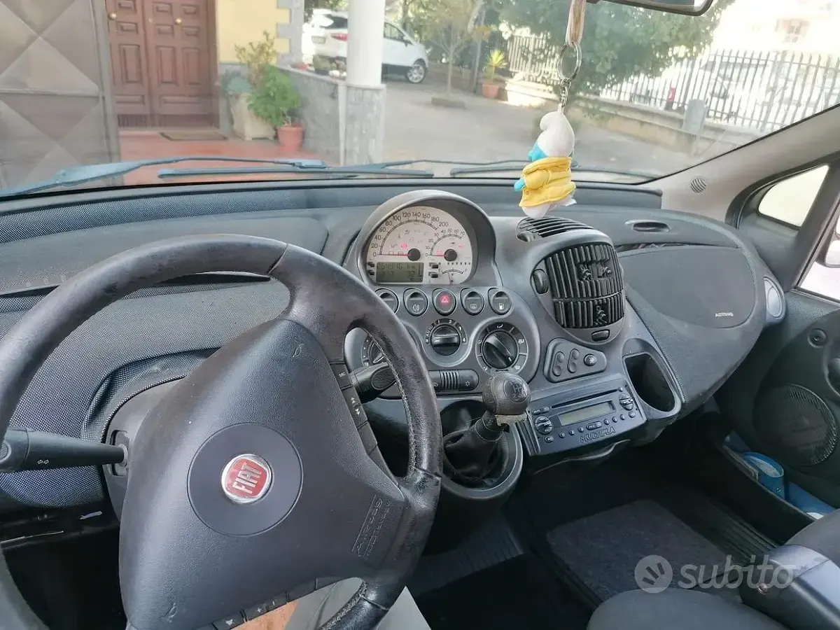 Usata Fiat Multipla 103 CV (75 kW) 2008 Bluazzurro Monovolume