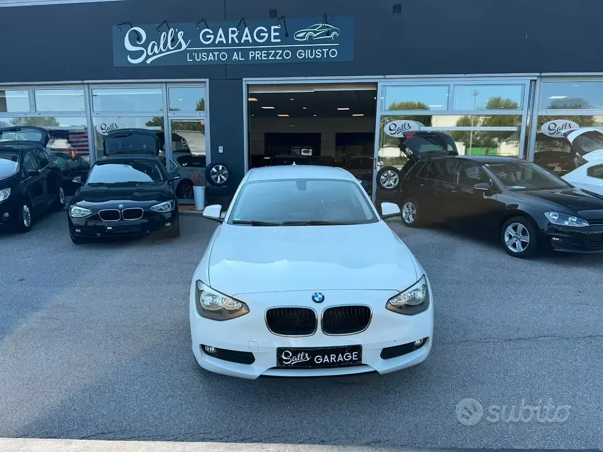 Usata BMW 116 Sport Line 136 CV (100 kW) 2016 Grigio Utilitaria