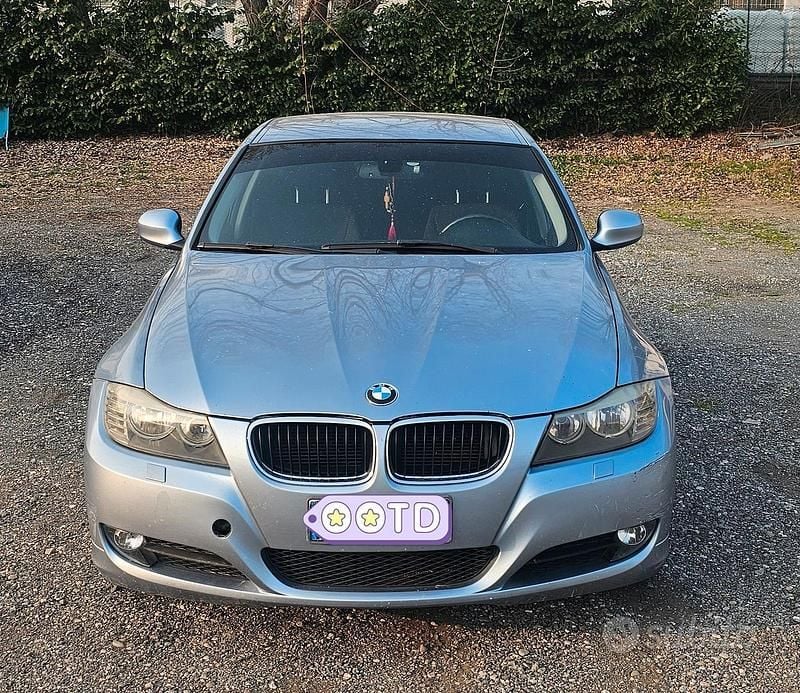Usata BMW 318 2010 Grigio Station wagon