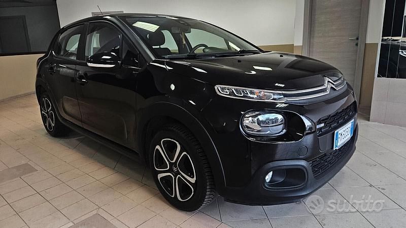 Begagnad Citroën C3 PureTech 95 HK (69 kW) 2017 Svart Sedan
