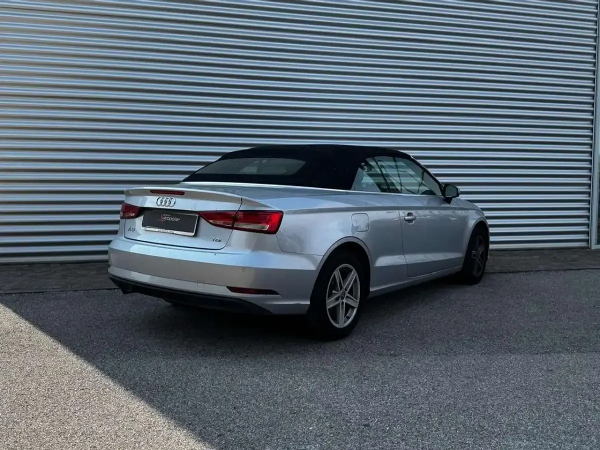 Usata Audi A3 Cabriolet Ambition 150 CV (110 kW) 2016 Argento Cabrio