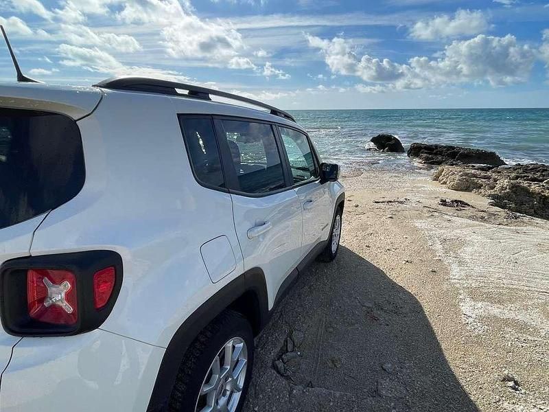 Gebraucht Jeep Renegade Limited 131 PS (96 kW) 2022 Weiß SUV