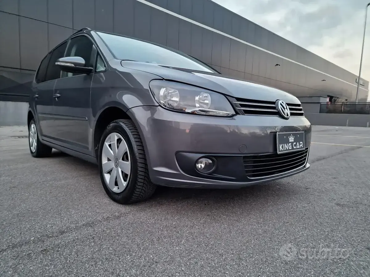 Usata VW Touran Highline 150 CV (110 kW) 2013 Grigio Monovolume