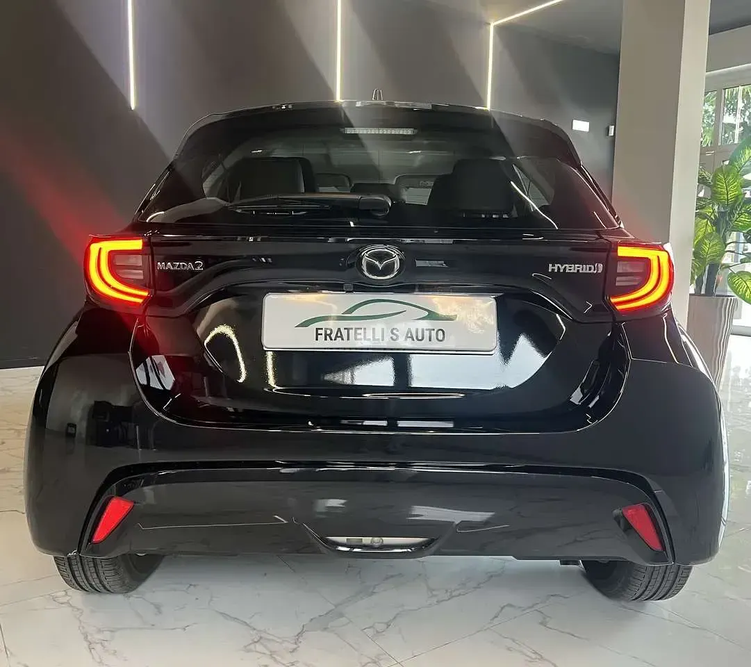 Usata Mazda 2 92 CV (67 kW) 2023 Nero Utilitaria