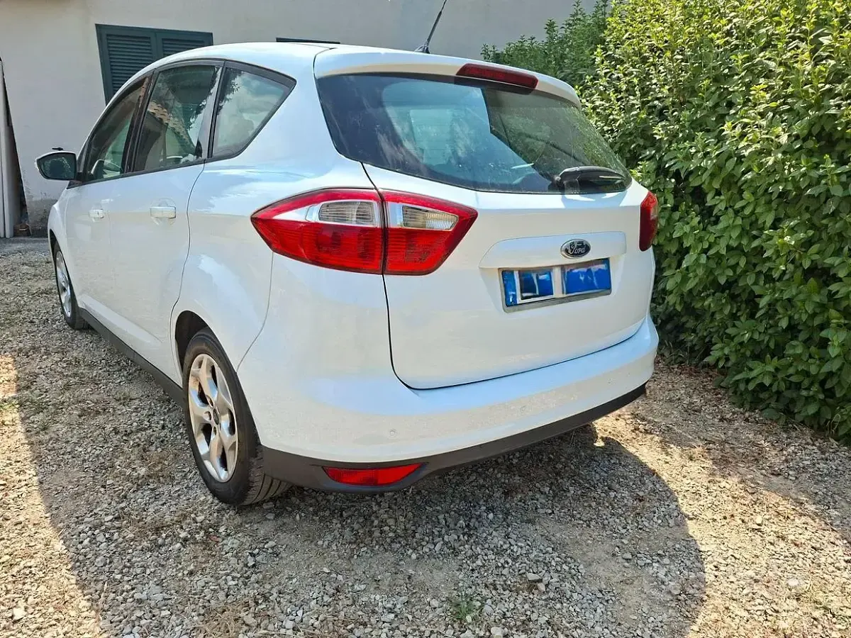 Usata Ford C-MAX 115 CV (84 kW) 2011 Bianco Monovolume