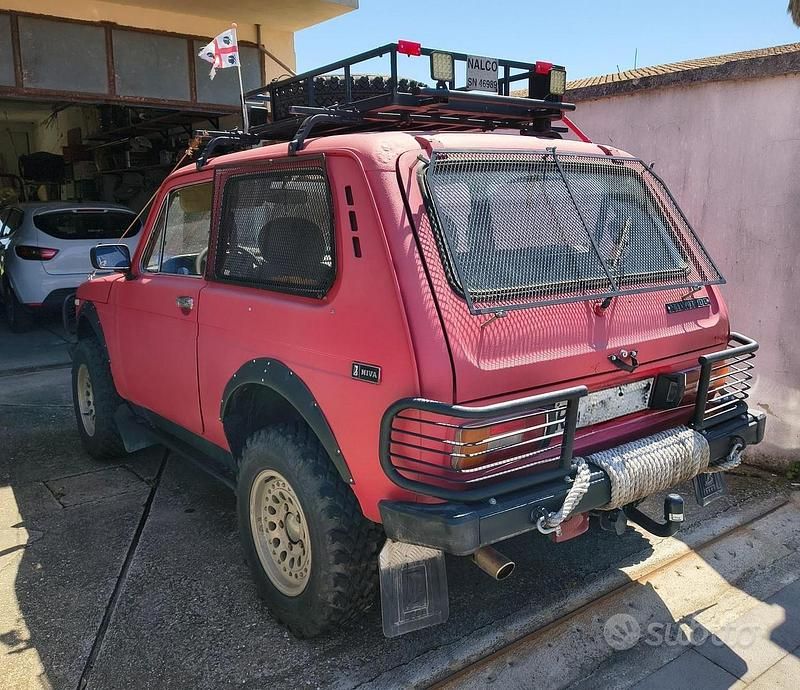 Usata Lada niva 75 CV (55 kW) 1991 Rosso SUV