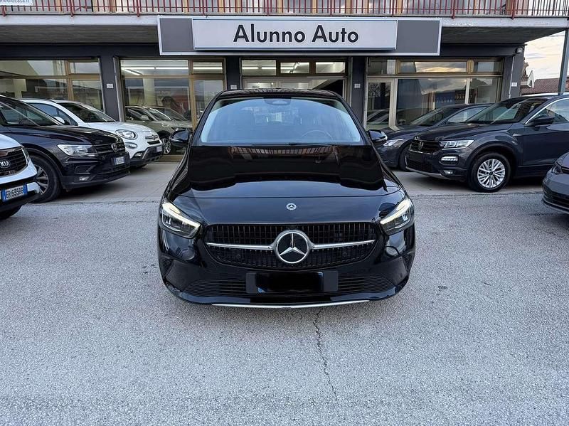 Usata Mercedes B180 Executive 116 CV (85 kW) 2023 Nero Monovolume