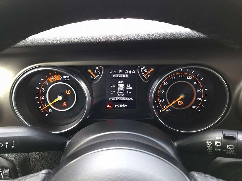 Usata Jeep Wrangler Unlimited Sport 200 CV (147 kW) 2020 Bianco SUV
