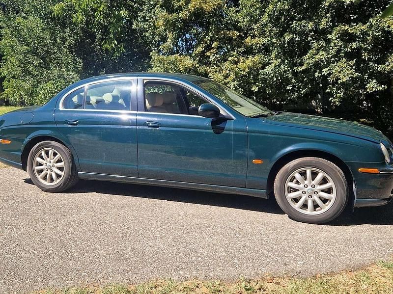 Usata Jaguar S-Type S 238 CV (175 kW) 2003 Verde Berlina