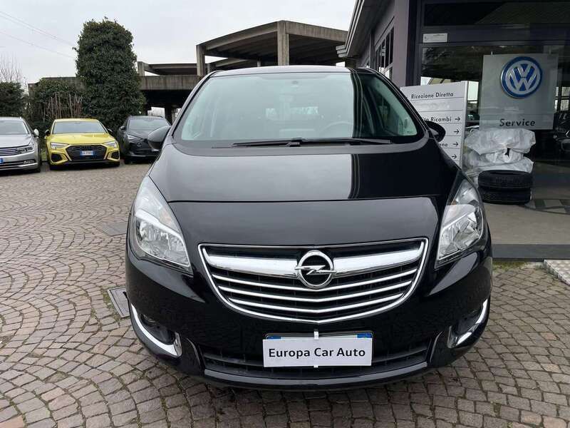 Usata Opel Meriva Cosmo 95 CV (69 kW) 2017 Nero met Monovolume
