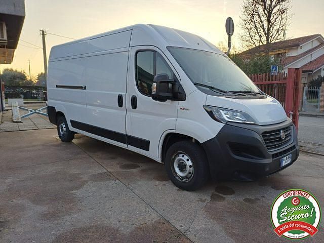 Usata Fiat Ducato 33 160 CV (117 kW) 2021 Bianco Furgone