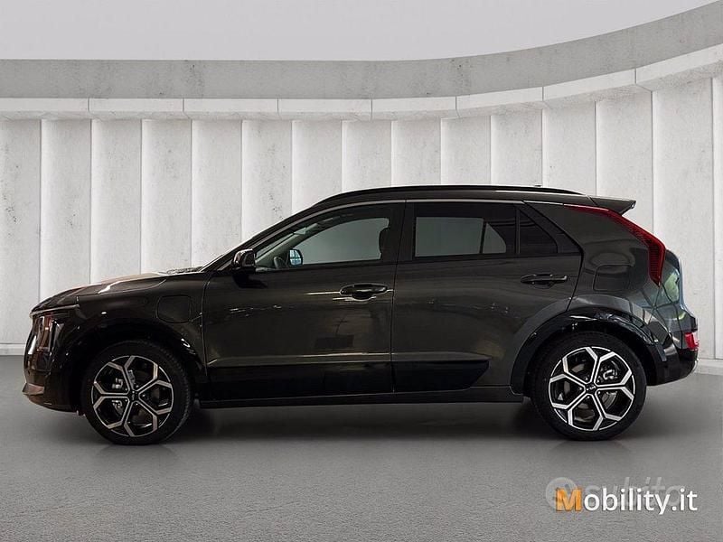 Nuova Kia Niro Style 184 CV (135 kW) 2025 Grigio SUV