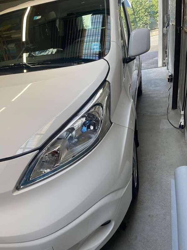 Usata Nissan e-NV200 80 kW (109 CV) 2021 Bianco Monovolume