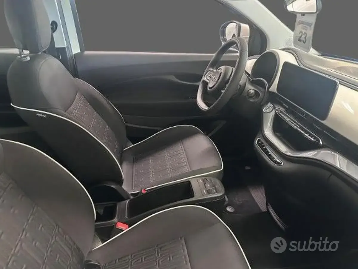 Usata Fiat 500e 42 kW (58 CV) 2023 Bianco Berlina