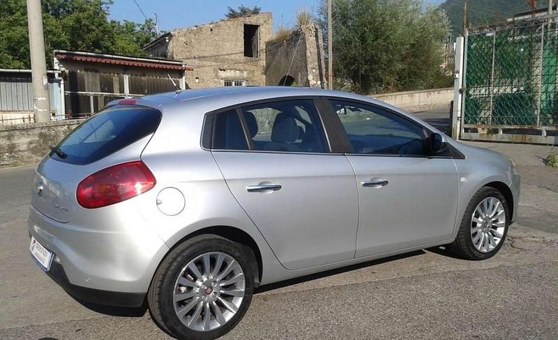 Usata Fiat Bravo Active 105 CV (77 kW) 2008 Argento Utilitaria
